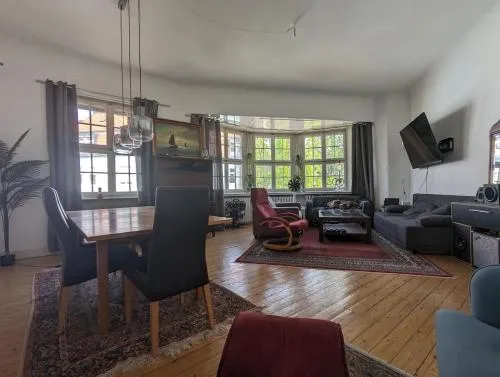 Cozy Historic Apartment, Sauna in Wuppertal, Deutschland