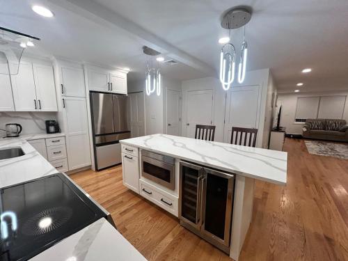 Soaking Tub Luxury 3-Bedroom TownHouse in 蘭多夫