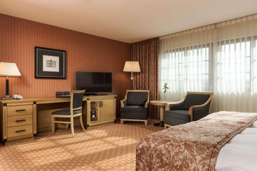 Maritim Hotel Dresden - image 8