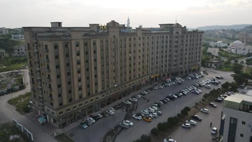 Dahlia By T2R 3BHK Bahria Town Phase 7 Close To DHA-1 Islamabad - image 4