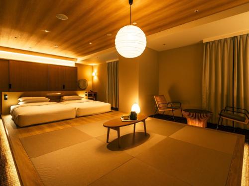 Modern Japanese-style Room [No Smoking] Lounge Access Included