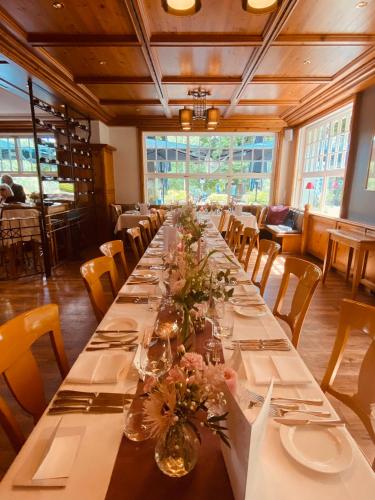 Étterem, Hotel "Schloss Friedestrom" in Dormagen