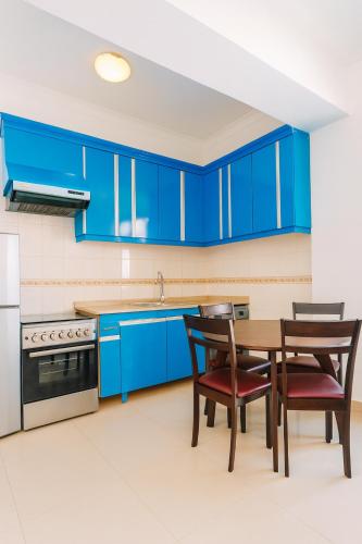 Rainbow Hotel - image 4