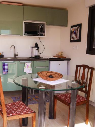 Mutfak, VillaCarros - Studios en villa avec piscine, Côte d'Azur (VillaCarros - Studios en villa avec piscine, Cote d'Azur) in Carros