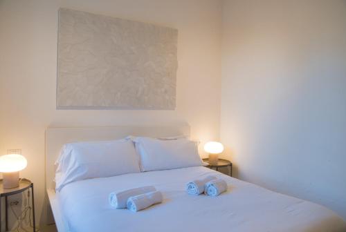 Studio di Lou – with separate Living Room Ga... - image 4