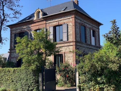 Viesnīcas āriene, Maison familiale et spacieuse en bord de mer in Saint Aubin Sur Mer (Haute-Normandie)