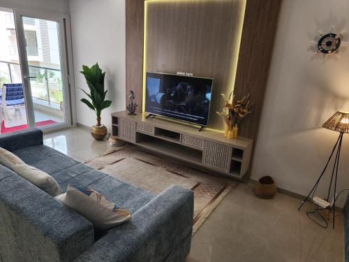 kawasan lounge/TV kongsi, Fantastic Appartment SeaView Sousse in Chatt Mariem