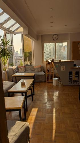 Pubi/sohvabaar, Madina Hostel in Kairo