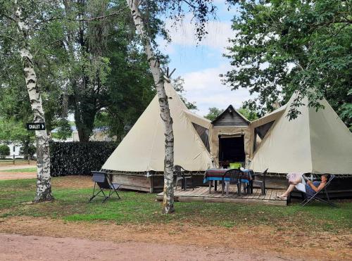 Skats, Camping Au Lac d'Hautibus in Massais