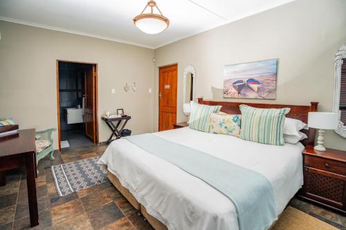 Twin room, king