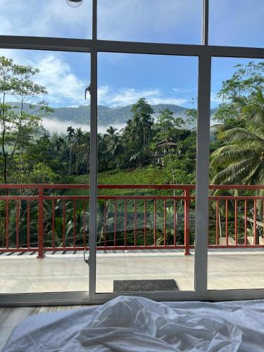 . Sinharaja Eliphinity Hotel and Restaurant
