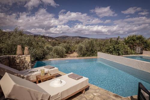 Istron Maisonettes with private pool