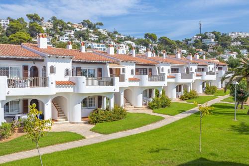 Son Bou Gardens Plus 2, Son Bou