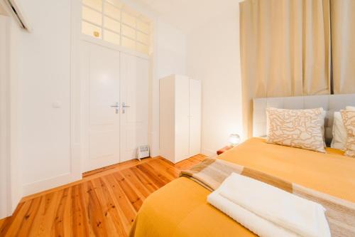 Central Lisbon Gem 8 Guests Modern Apt - image 7
