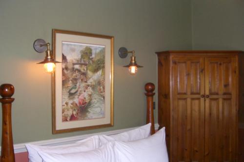Ash Farm Country House - image 14