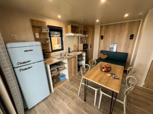 2 bedrooms, 4 beds