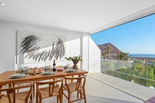 MEDANO4YOU Lava Azul Beach House gîte à louer Playa del Confital