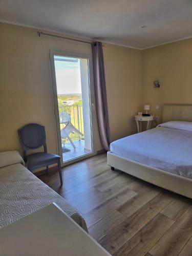 3 twin beds