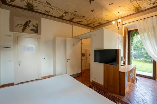 Art Hotel Varese Room Type - Queen Room with Garden View