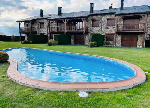 La casa de la Tieta - Duplex Cerdaña (La casa de la Tieta - Duplex Cerdana) in 布爾馬當