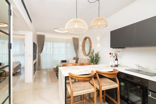 Rose Suite in Caesarea