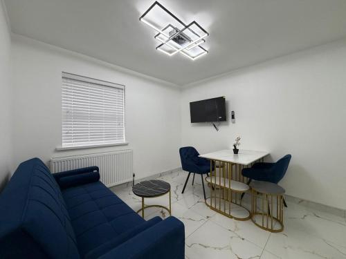 Bright 4-Bed Home Near Cardiff Central & Stadium