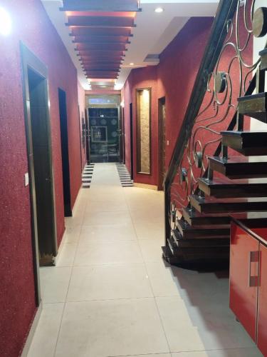 Grand Orchard One Hotel - image 10