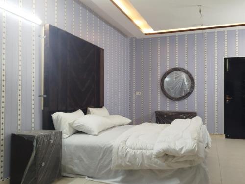 Grand Orchard One Hotel - image 13