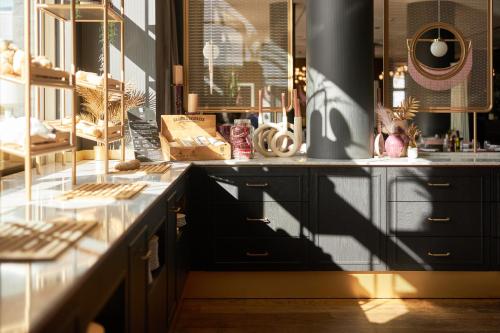 อาหารและเครื่องดื่ม, ฟานแดร์ฟอล์ก โฮเทล สนามบินบรัสเซลส์ (Van der Valk Hotel Brussels Airport) near สนามบินบรัสเซลส์