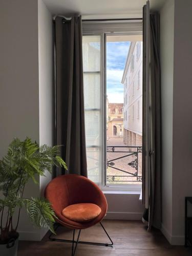 Le Laurencin Sens - Le Seventies - Cœur de ville - Location saisonnière - Sens