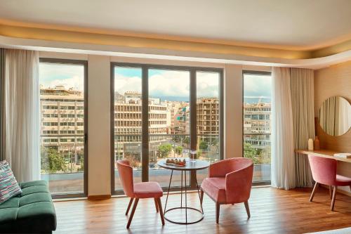 Zeus Essence Wyndham Athens Residence, Atény