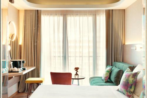 Wyndham Athens Residence - image 9