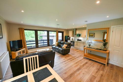 設施, Bluebell Lodge 3 with Hot Tub in 紐頓斯圖華特