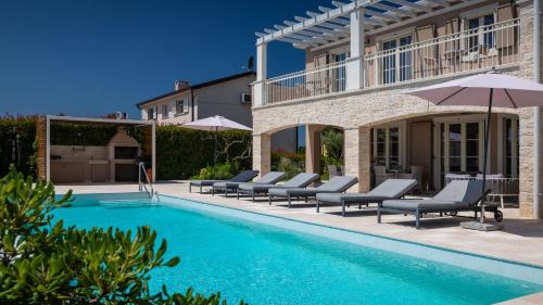 Luxury villa Monte with pool in Vizinada, Vižinada