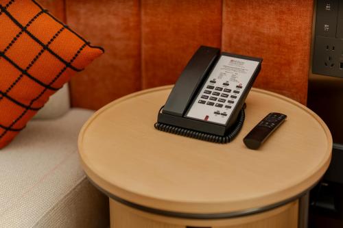 room detail thumbnail 2