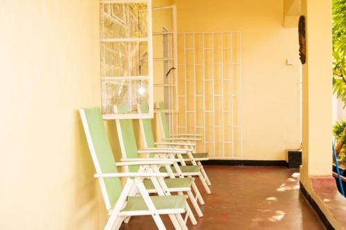 The Bay Cottage 4BR Retreat in Cape Maclear in Cape Maclear