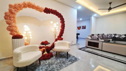 16-20pax Happiness Villa near JPO Kulai KTV BBQ Pool Table TV Game Kid Pool Mahjong – khách sạn tại Kulaijaya