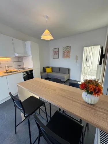 Schönes Apartment für 5 Personen nahe Zentrum & Borussia Park MG77 in Mönchengladbach, Deutschland