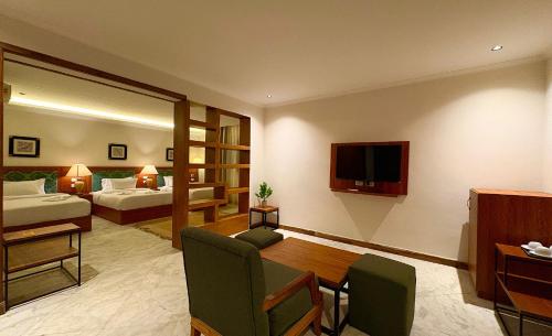 room detail thumbnail 0