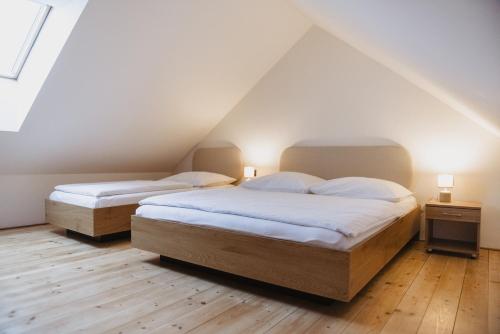 1 double bed, 1 twin bed, 1 sofa bed