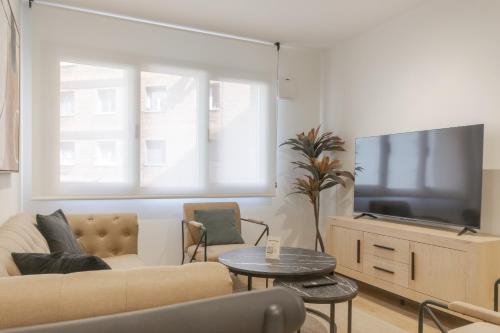 One-Bedroom Premier Apartment