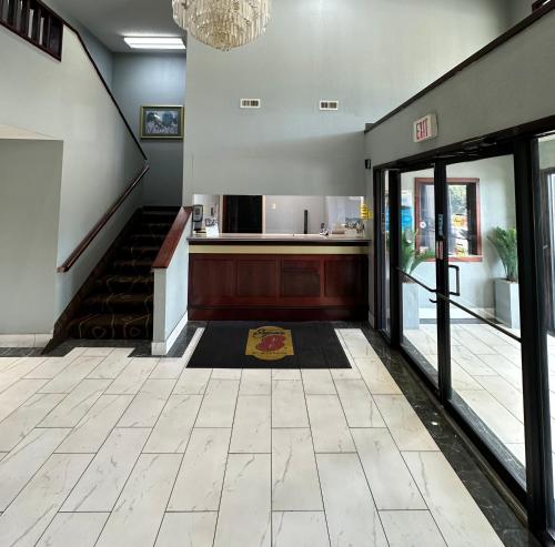 Super 8 by Wyndham Piedmont Greenville Area in Piedmont, USA
