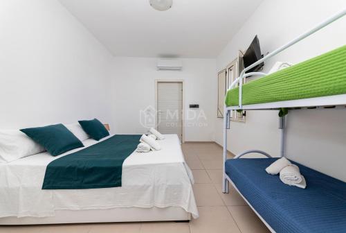 La Torre Apartments in Torre Lapillo