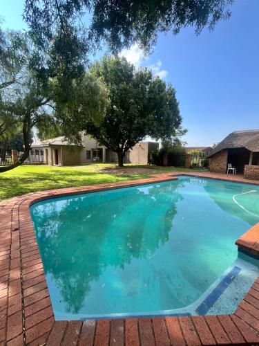 デルマス Country Farm House 4つ星 ゲストハウス ロビー