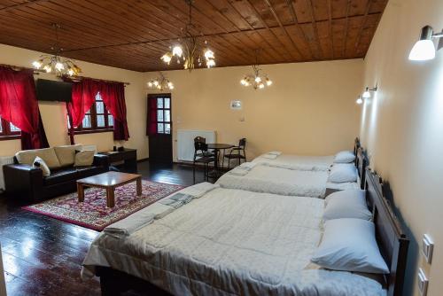 Manis Hotel in Nymfaio