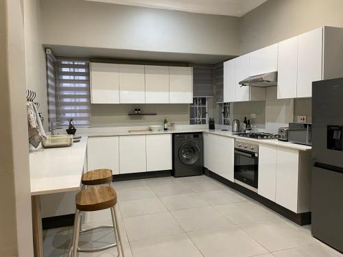 Place On Oak unit 2 in บูลาวาโย