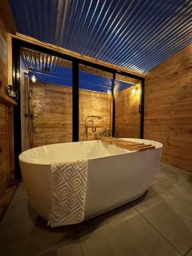 館内設備, 1920s Farmhouse in Tigoni 85 Acre Tea Estate - 2331 in ナイロビ