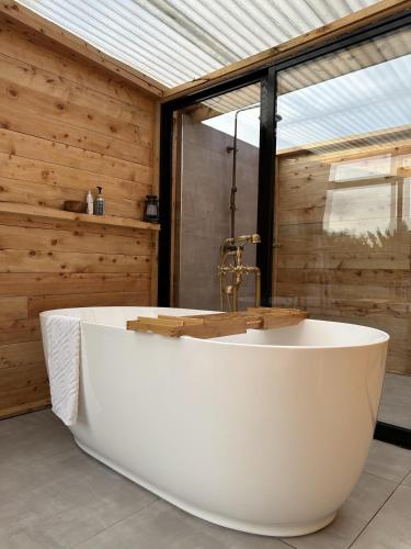 館内設備, 1920s Farmhouse in Tigoni 85 Acre Tea Estate - 2331 in ナイロビ