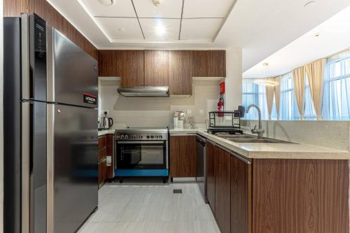 Cozy 2BR Near Zabeel Park - Dubai frame view - image 6