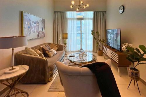Coozy one bedroom in Al Jaddaf Dubai - image 12